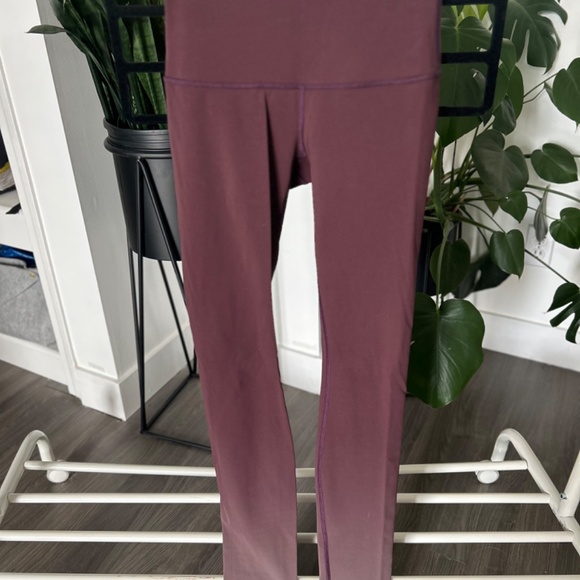 Lulu high rise leggings - Picture 2 of 4